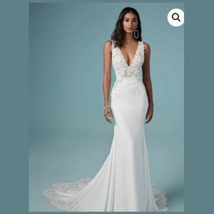 Brand new sexy Maggie Sottero Wedding gown